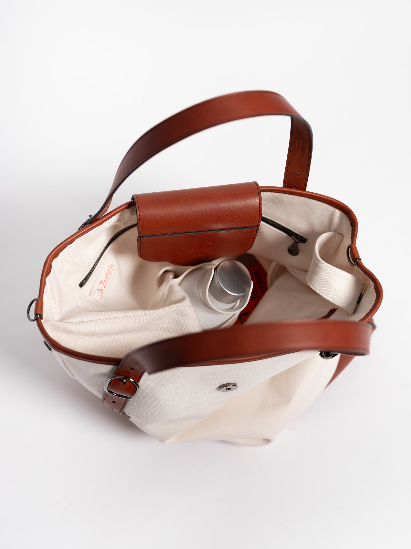 ''...À ZURICH'' TOTE BAG IN COGNAC
