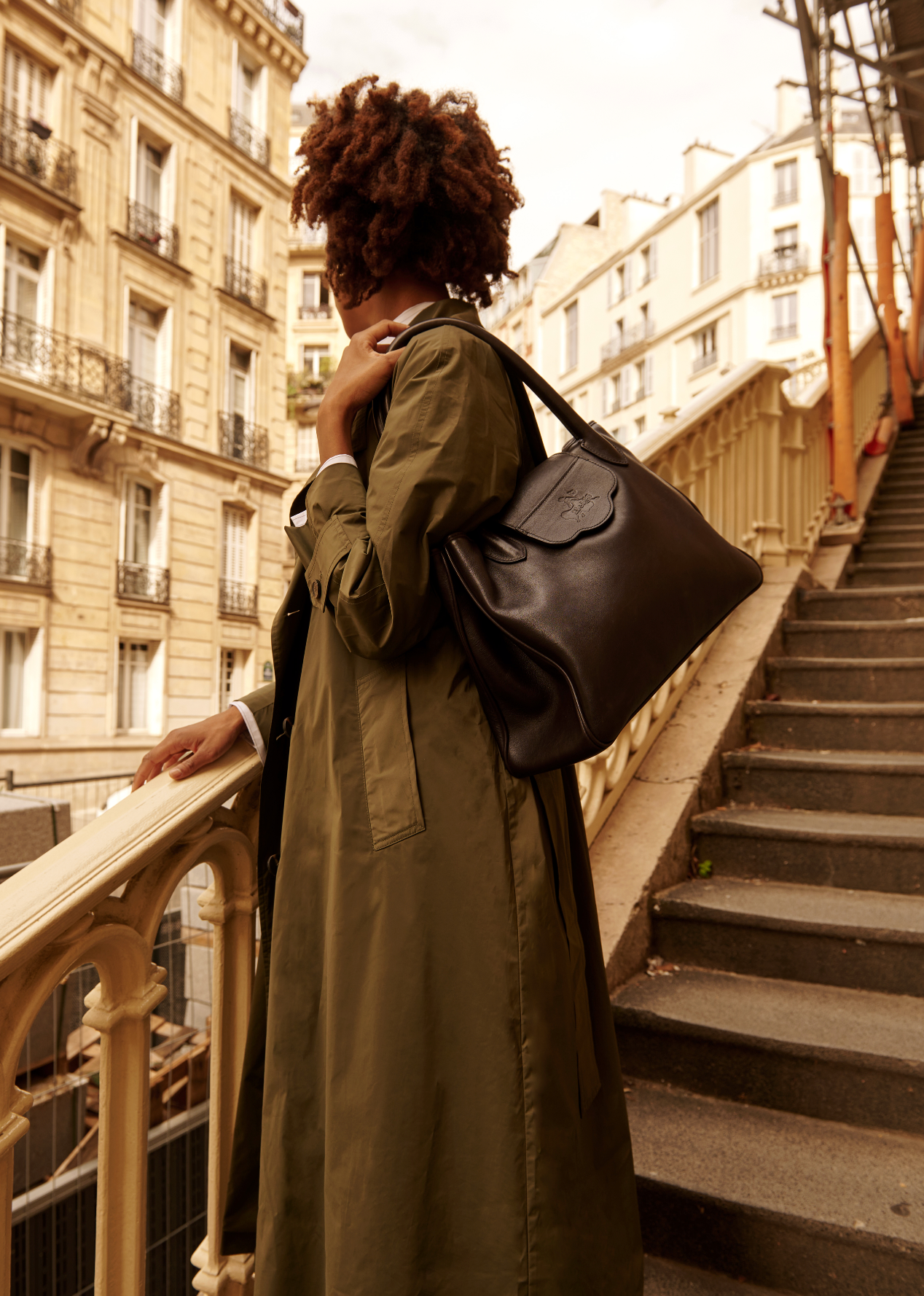 ''...EN SUISSE'' IN CHARCOAL BROWN