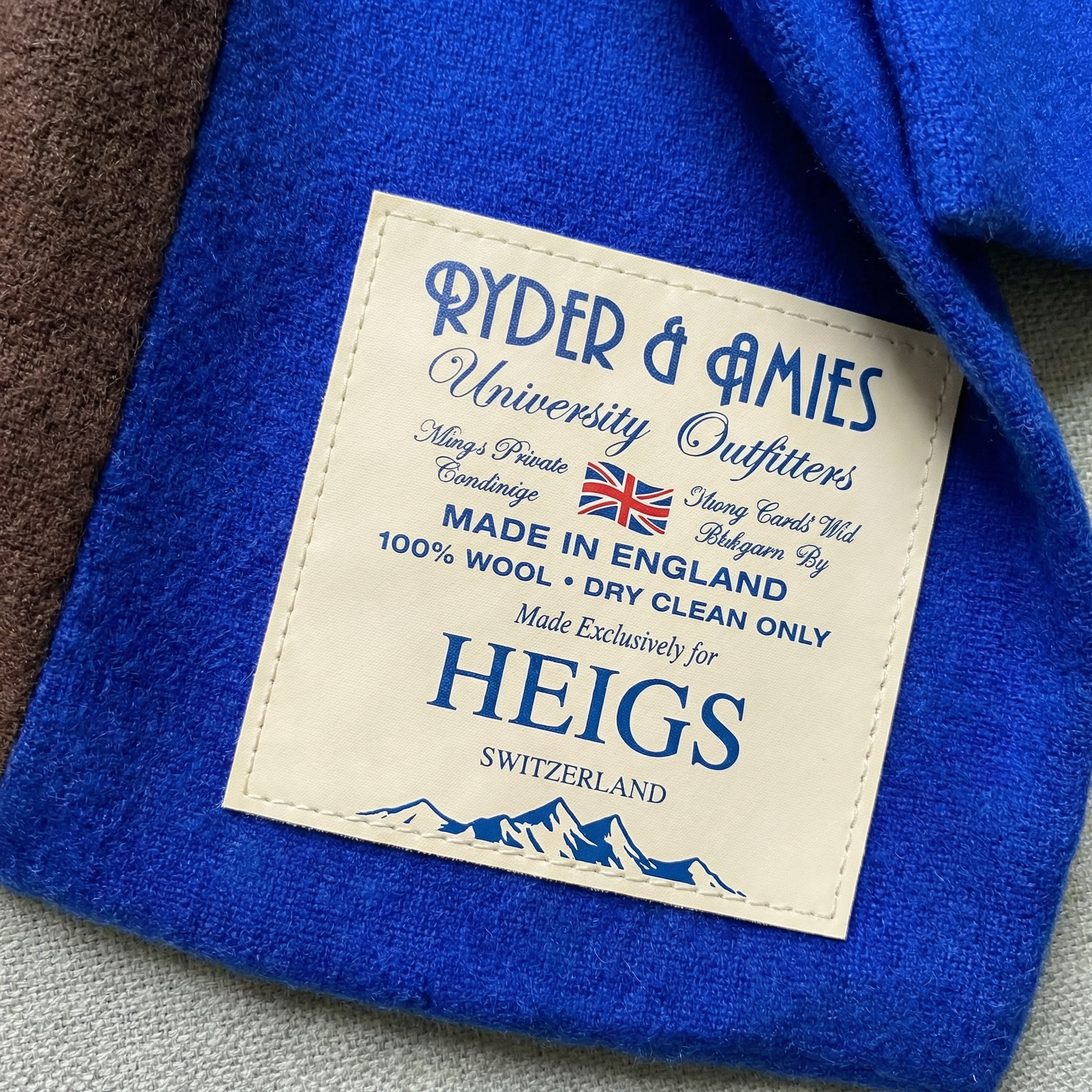 Heigs University Écharpe Rayée en Laine