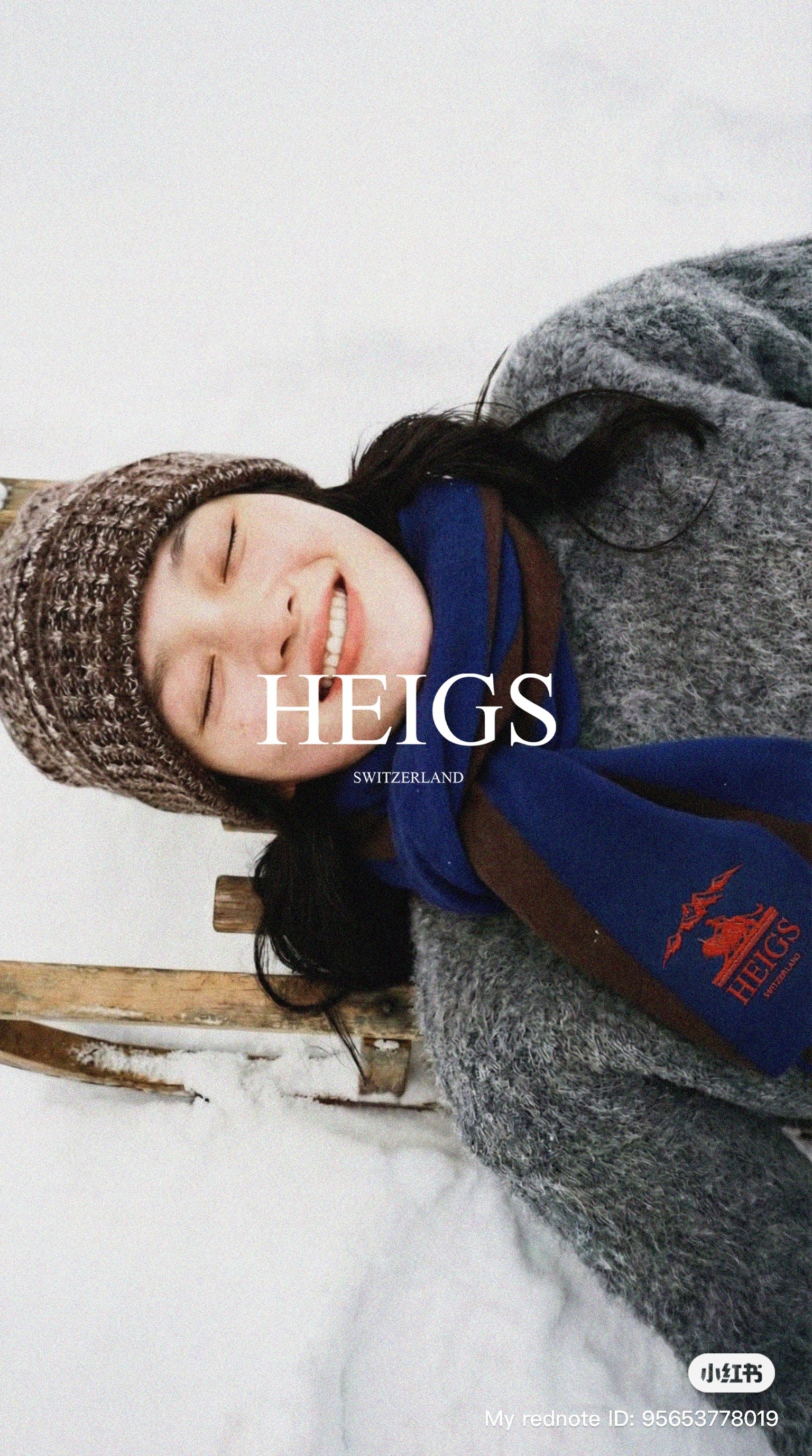 The University Scarf
Royal Blue / Brown