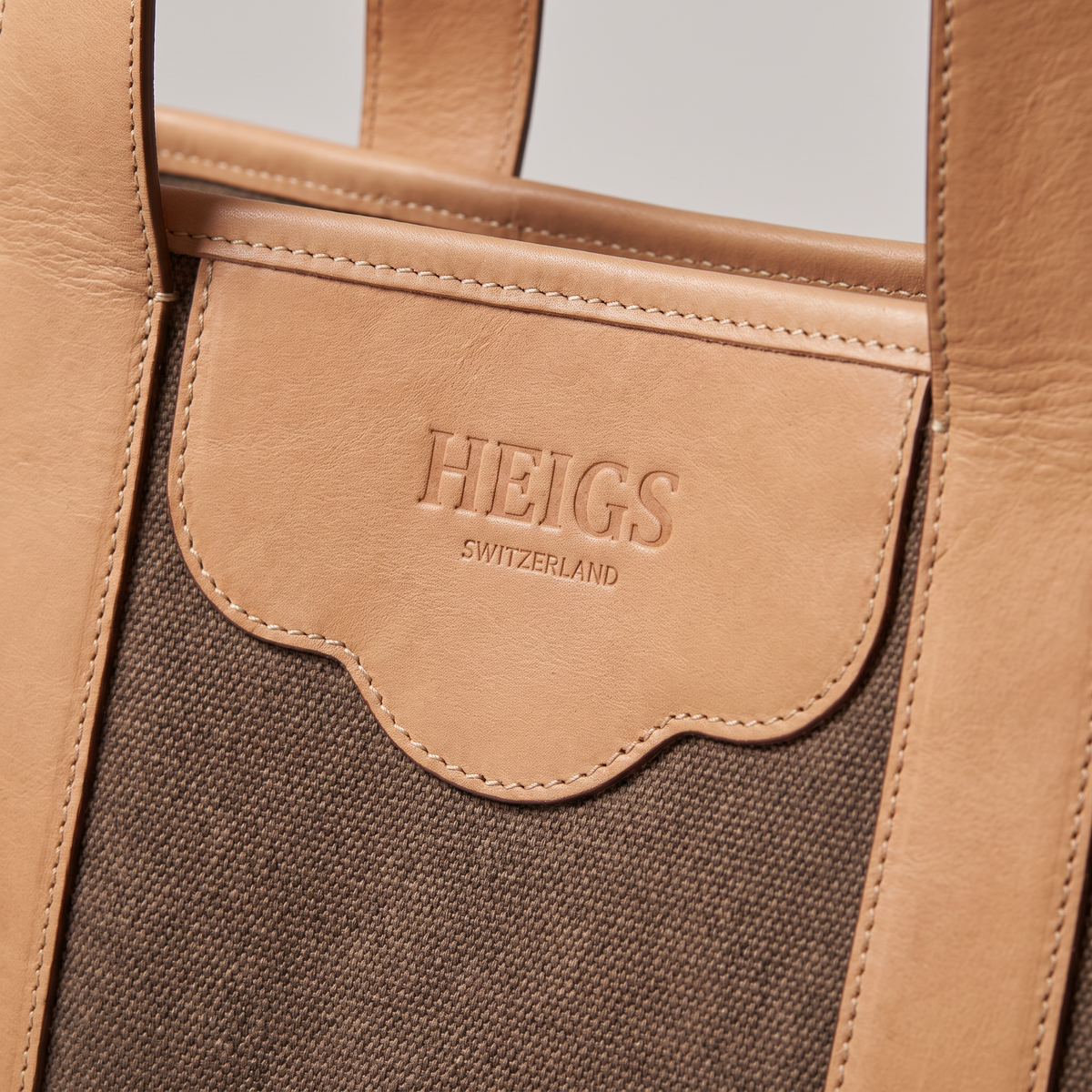 ''...à New York'' Tote Bag in Tabac