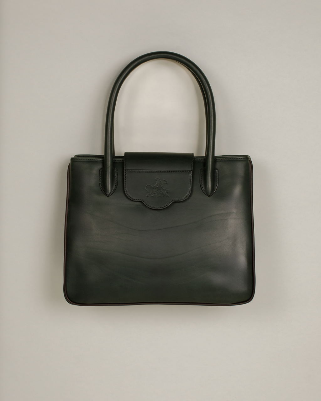 ''...EN SUISSE'' EN PINE (L)