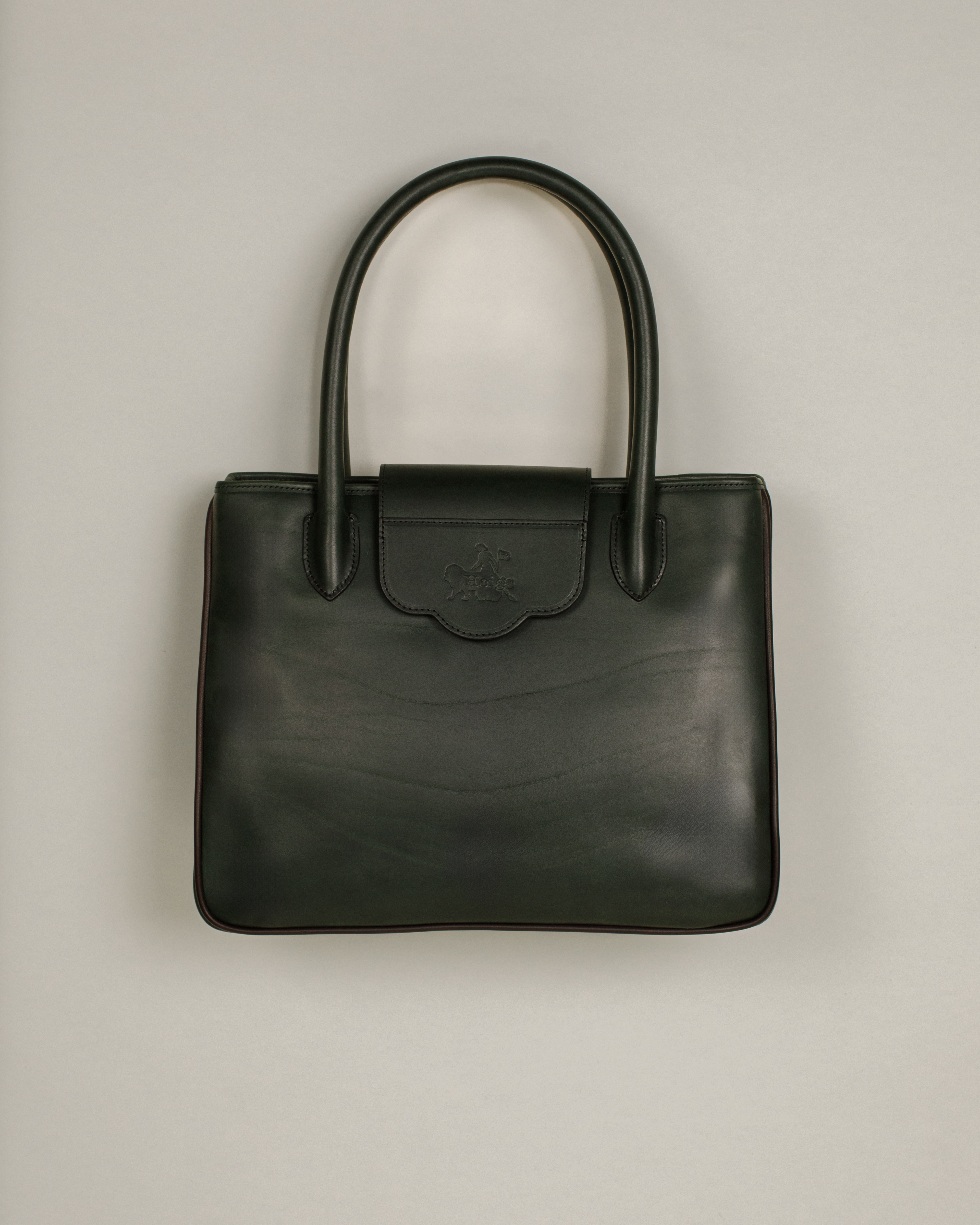 ''...EN SUISSE'' EN PINE (L)