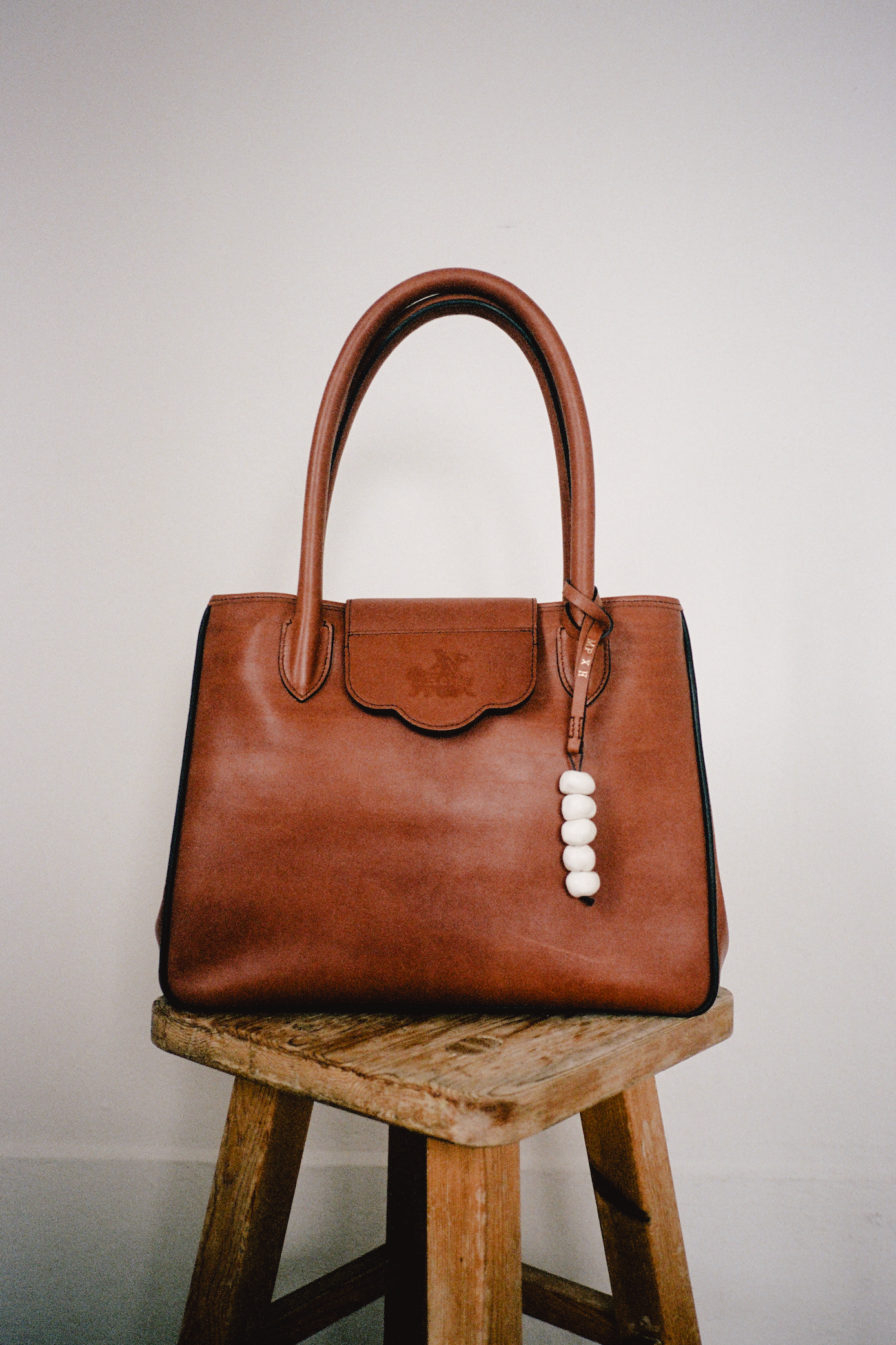 PORCELAIN BAG CHARM BY MAISON PASTIS X HEIGS