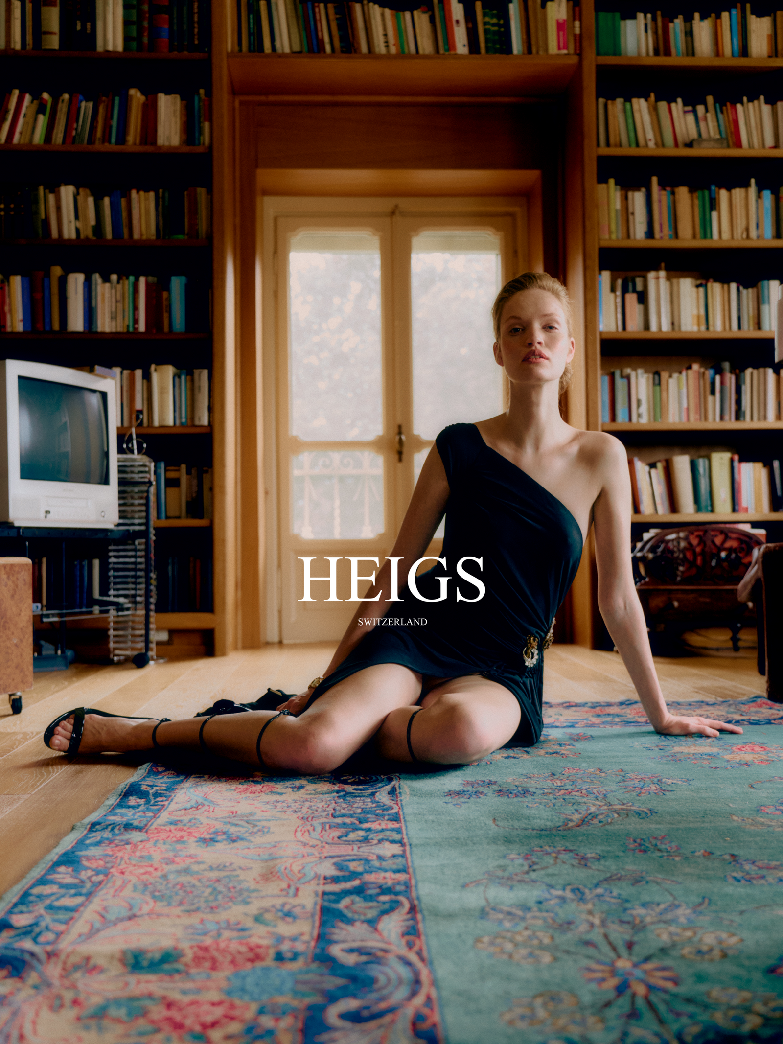 Hanro — Eyes Wide Shot